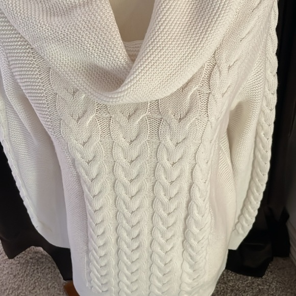 Calvin Klein cowl neck sweater - Picture 4 of 6